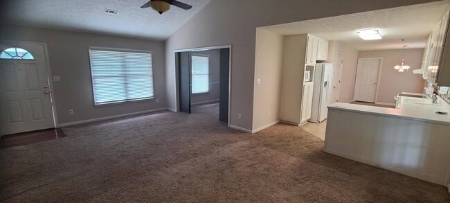 Foto del edificio - 106 Overlook Dr