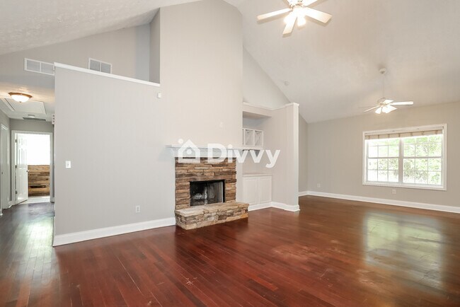 Building Photo - 883 Kendall Park Dr