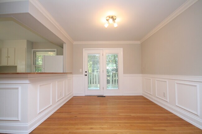 Foto del edificio - 403 Arthur St NW