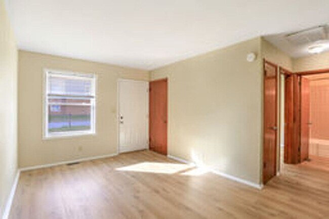 Foto del edificio - 210/212 Birch St.