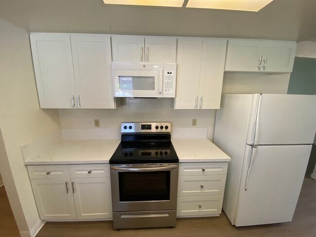 Foto del edificio - 3 Bedroom 2 Bath Home In Rosemont Open House Friday May 8th 4-4:30 PM