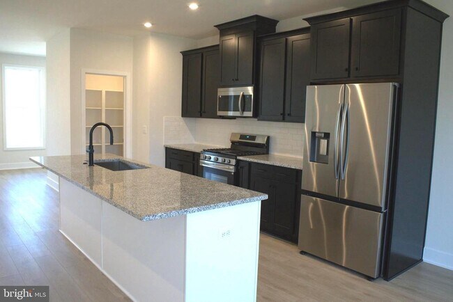 Foto del edificio - 129 Heyford Dr