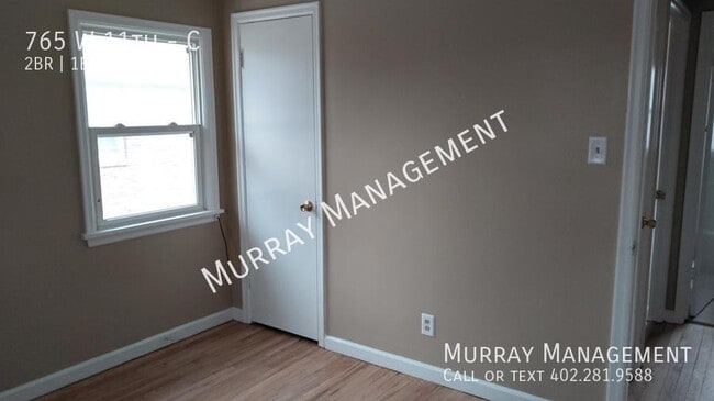 Building Photo - 765 W 11th-C