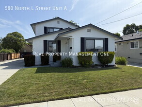 Building Photo - 580 N L St