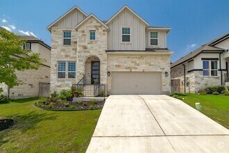 Building Photo - 708 Pinnacle Dr