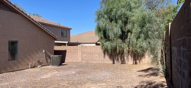 Foto del edificio - Beautiful 3 bed, 2 bath home in convenient El Mirage neighborhood!