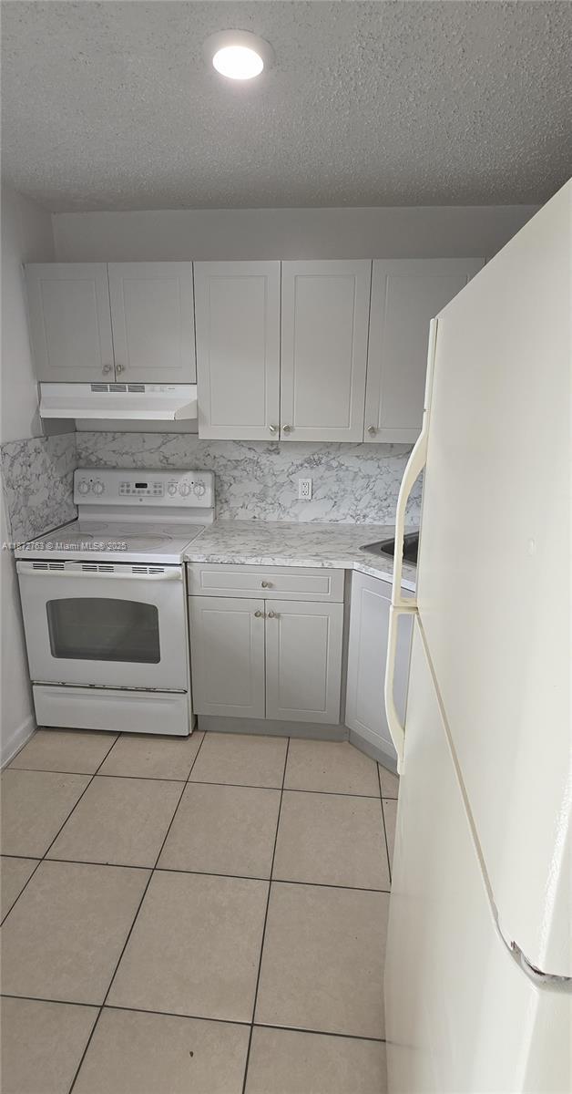 Foto del edificio - 10900 SW 196th St