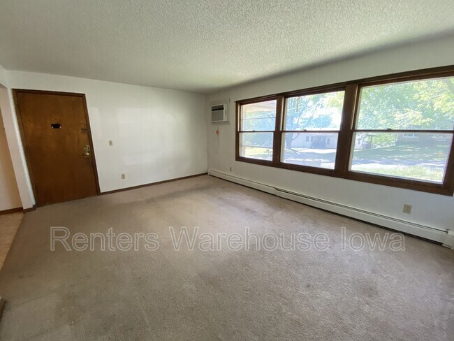 Foto del edificio - 4210 Knob Hill Dr