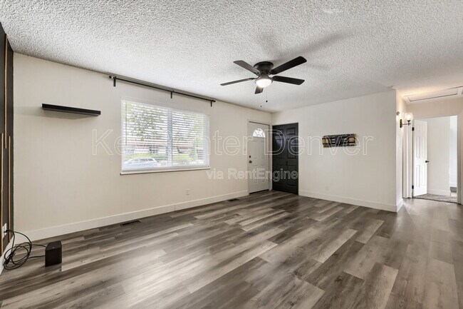 Foto del edificio - 5543 Atchison St