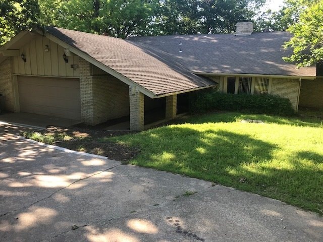 Building Photo - Large 1970's Home In Jenks School District!
