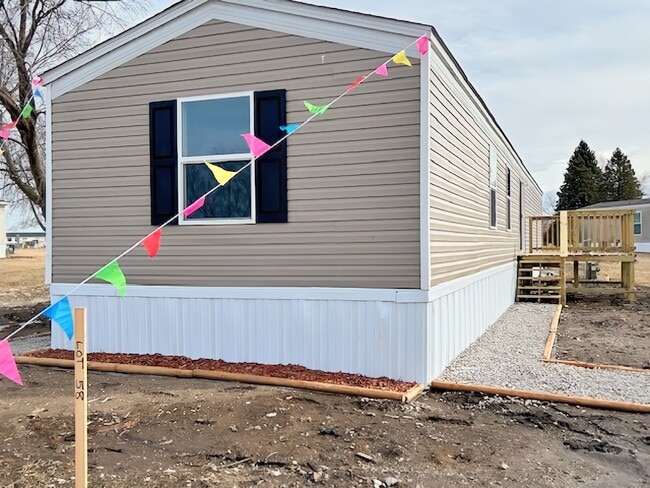 Building Photo - Fairfield Estates