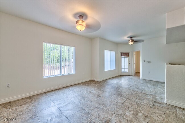 Foto del edificio - 3400 Cabana Dr