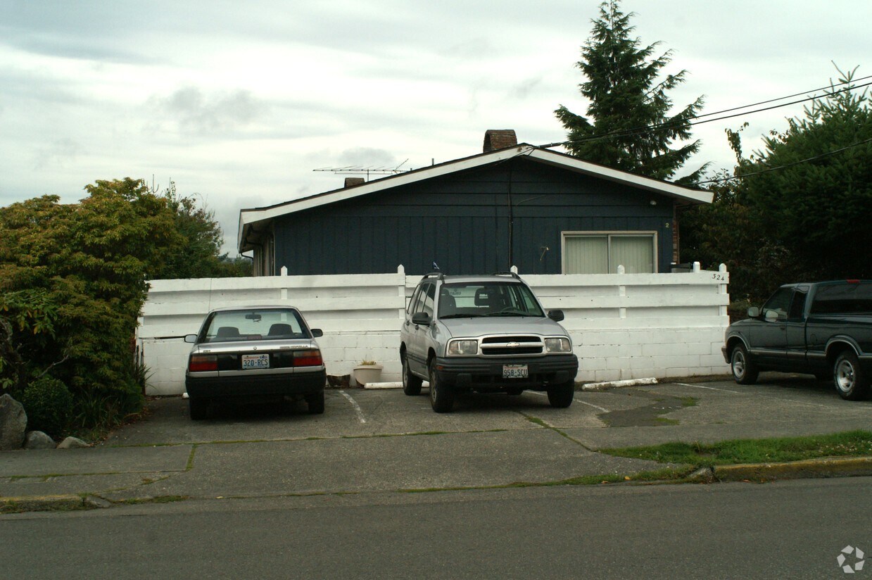  - 324 3rd Ave S