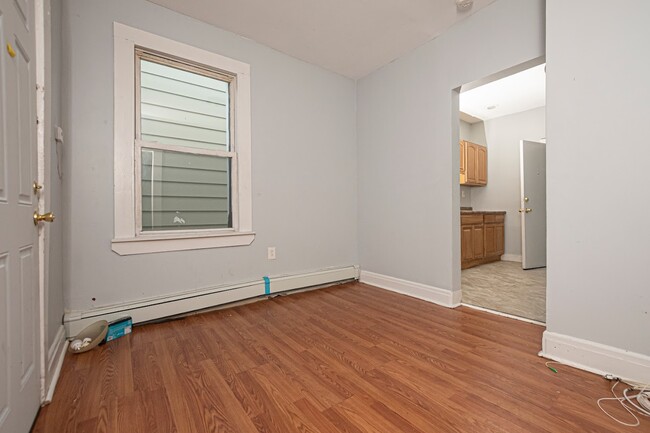 Building Photo - 61 Brenner St