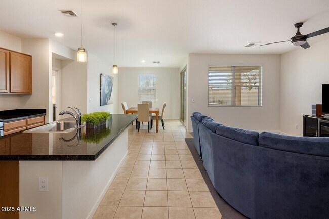 Foto del edificio - 7329 N 123rd Dr