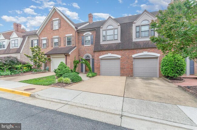 Foto del edificio - 6311 Chaucer Ln