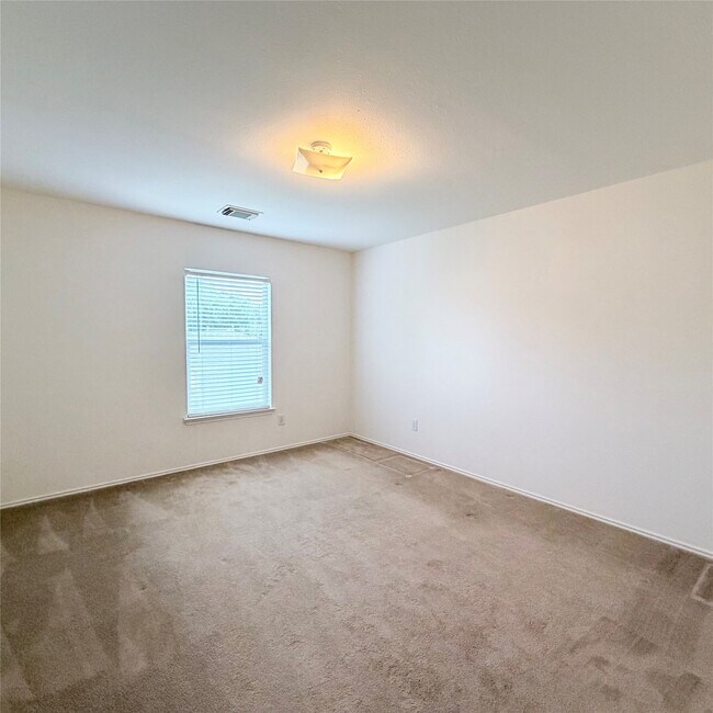 Foto del edificio - 15627 Haleys Landing Ln