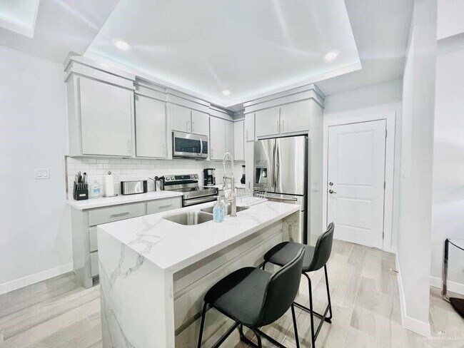 Foto del edificio - 27 Fir Ave