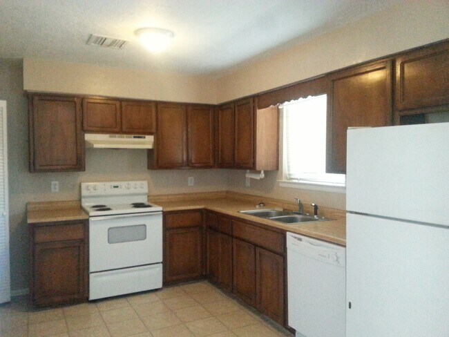 Foto del edificio - Riley Duplex