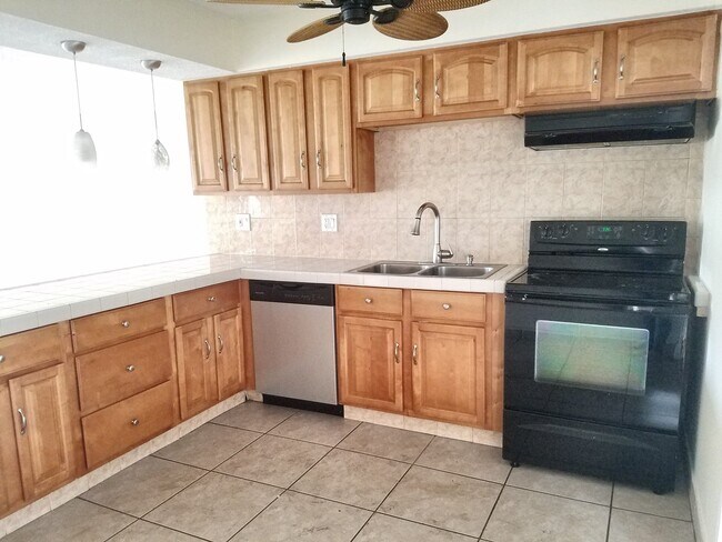 Foto del edificio - 4500 NE 15th Ave