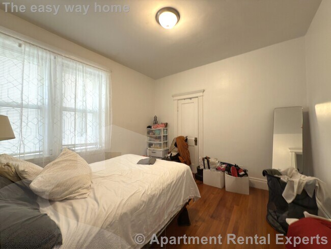 Foto del edificio - 72 Kirkland St