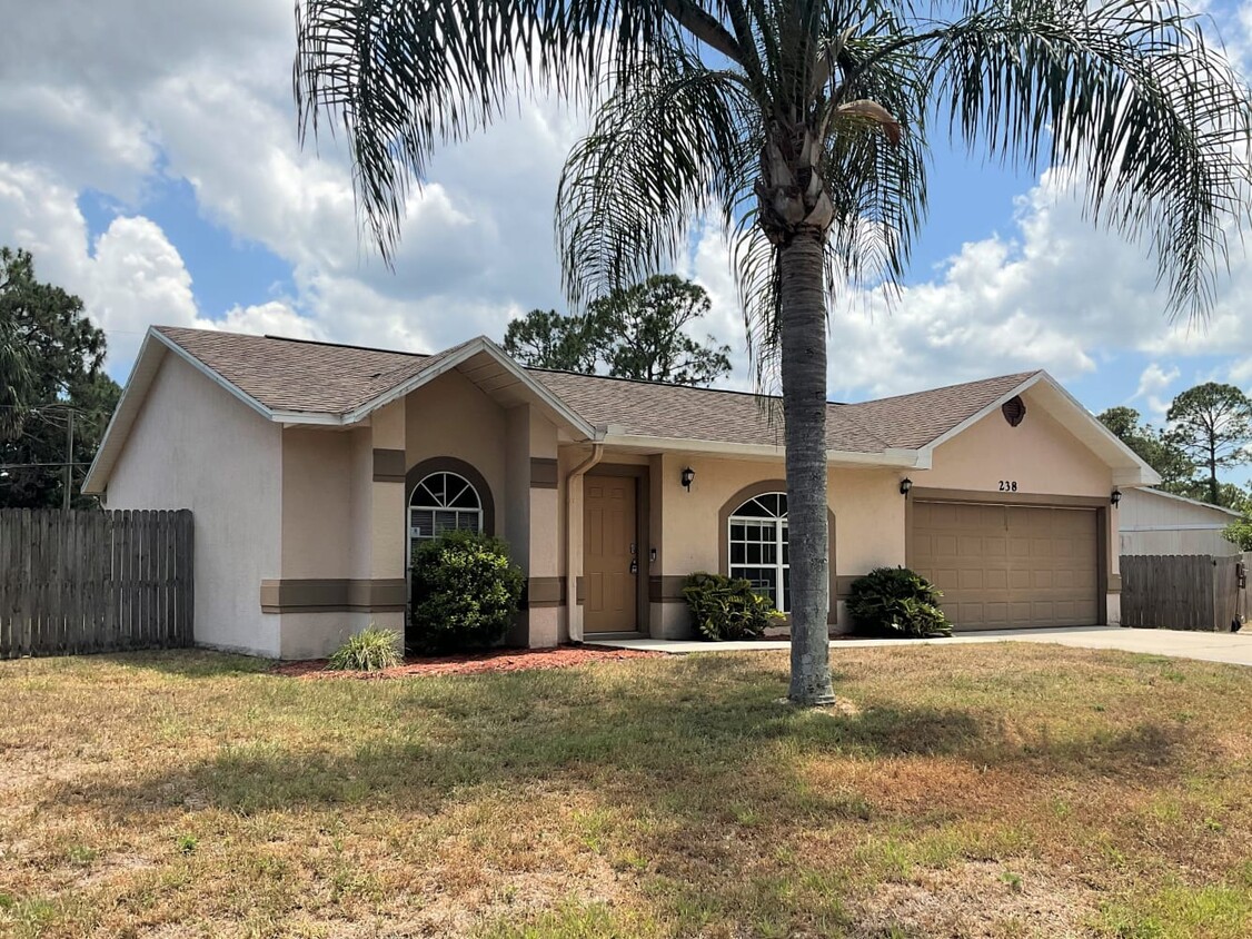 238 San Luis St SW Alquileres en Palm Bay, FL