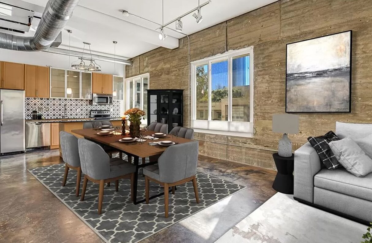Foto principal - 410 E 5th St