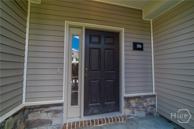 Foto del edificio - 580 Canyon Oak Loop