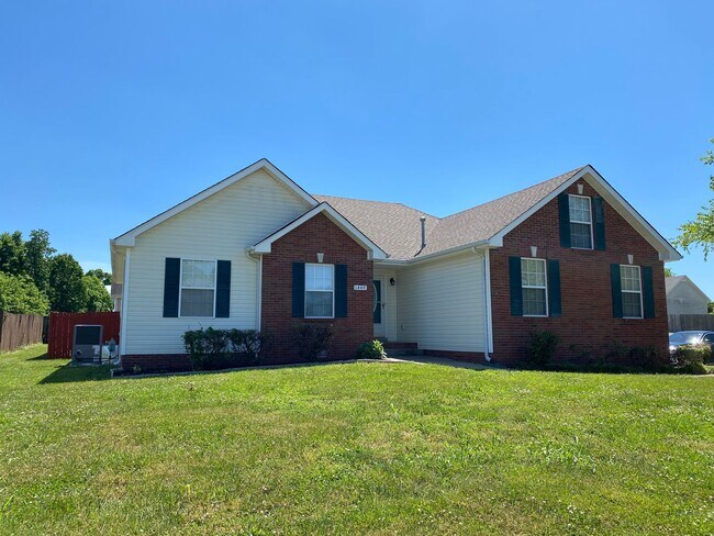 Foto del edificio - Nicely Updated Ranch with 3 Bed/2 Bath and...