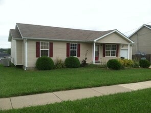 Building Photo - 107 Daneswood Ct