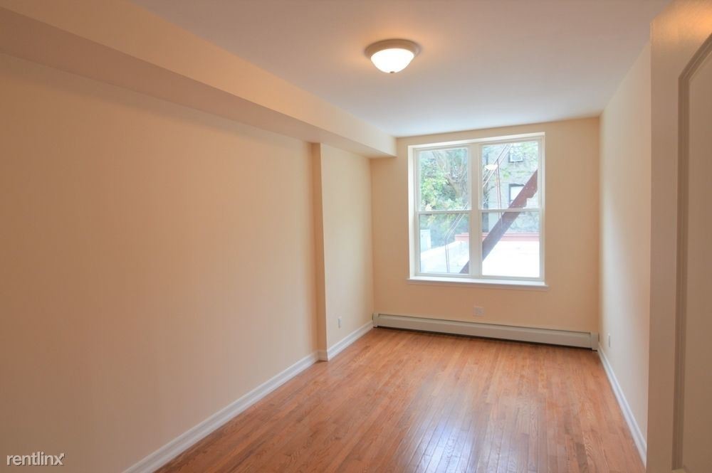 Foto del edificio - 764 Flatbush Ave