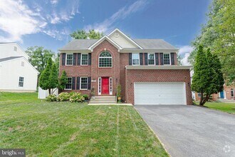 Building Photo - 11005 Spring Forest Way