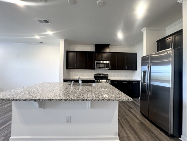 Foto del edificio - 2917 Hickory Fld Dr