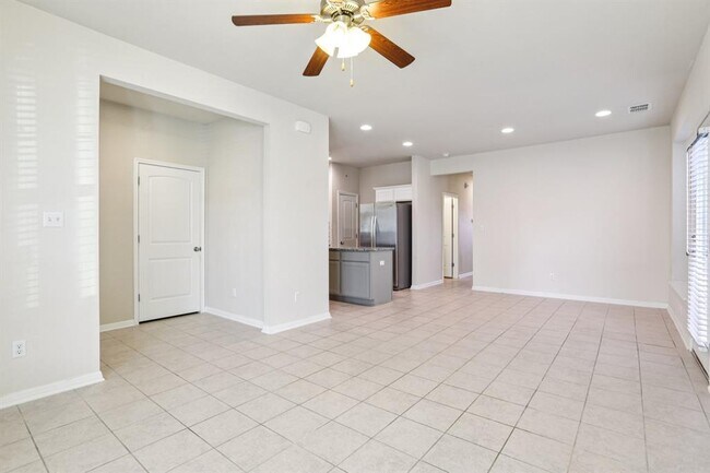 Foto del edificio - 174 Friendship Oak Dr