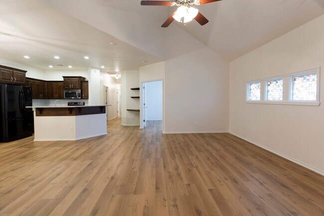 Foto del edificio - 726 NW 28th St