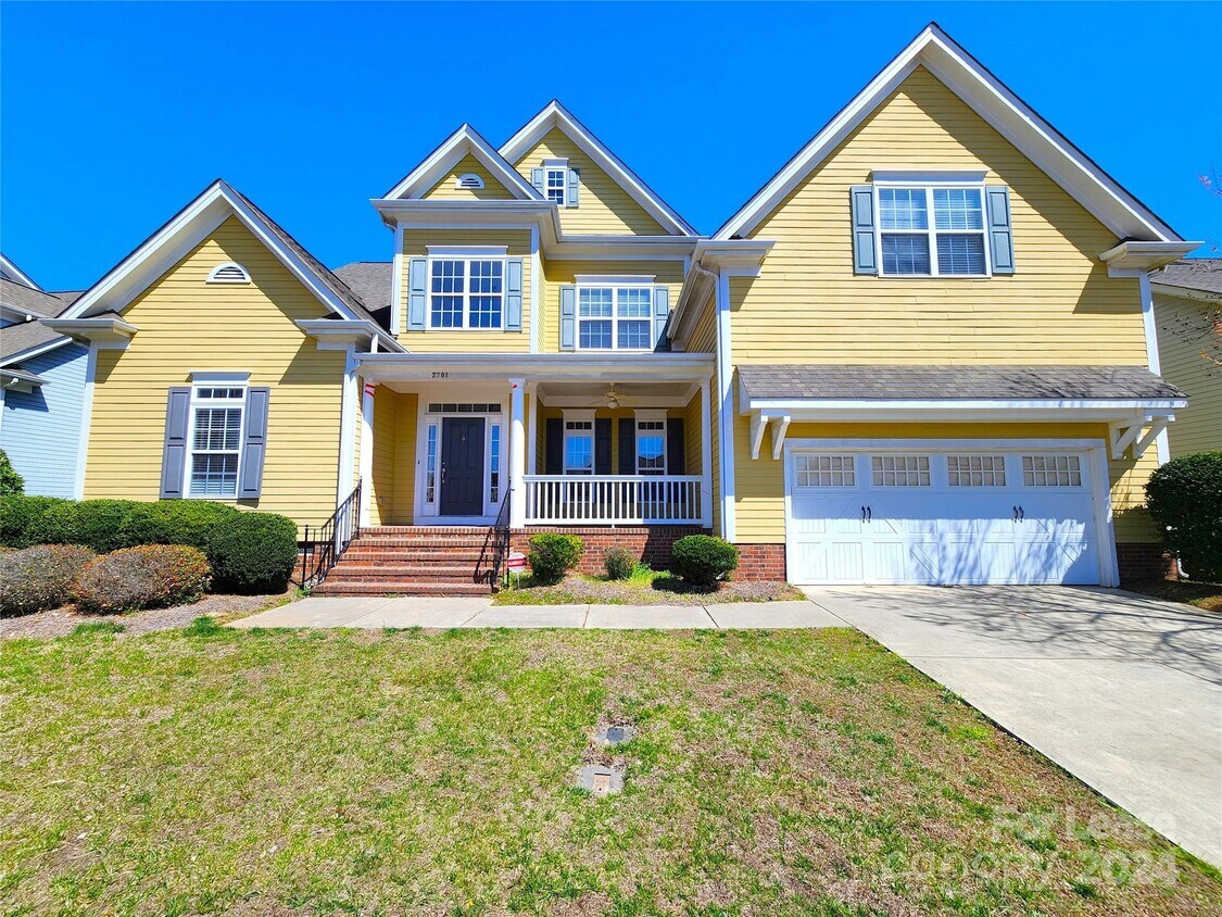 Foto principal - 2701 White Pines Court