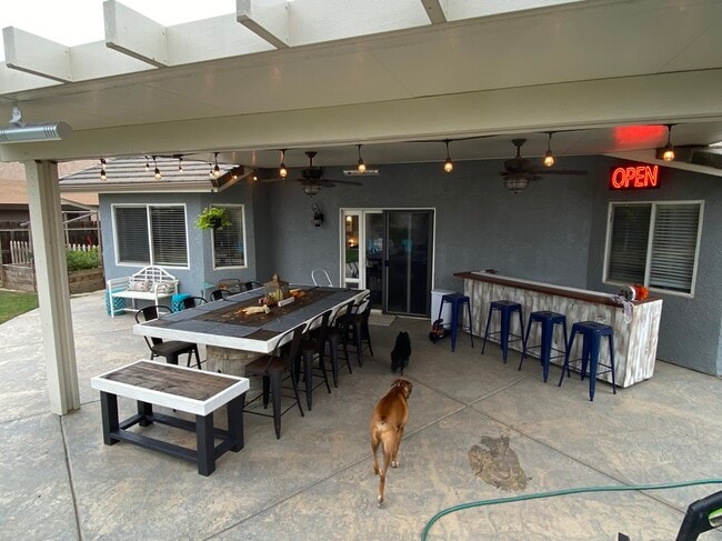 Foto del edificio - 2087 Saratoga Pl