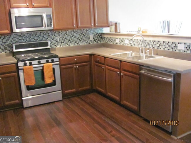 Building Photo - 4 War Admiral Ln