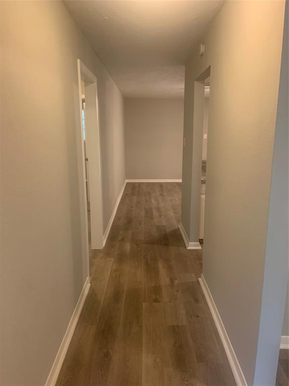 Foto del edificio - 12110 Wood Forest Dr