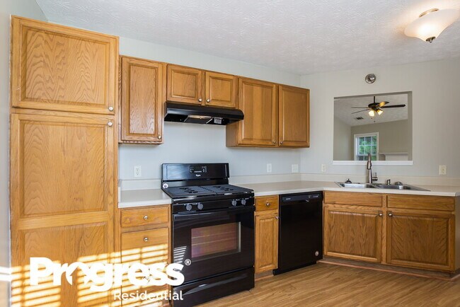 Foto del edificio - 522 Shoal Cir