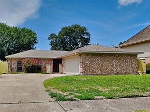 Building Photo - 16007 Brookford Dr