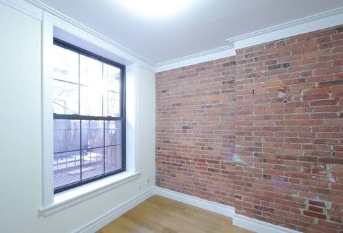 Primary Photo - 242 Broome St