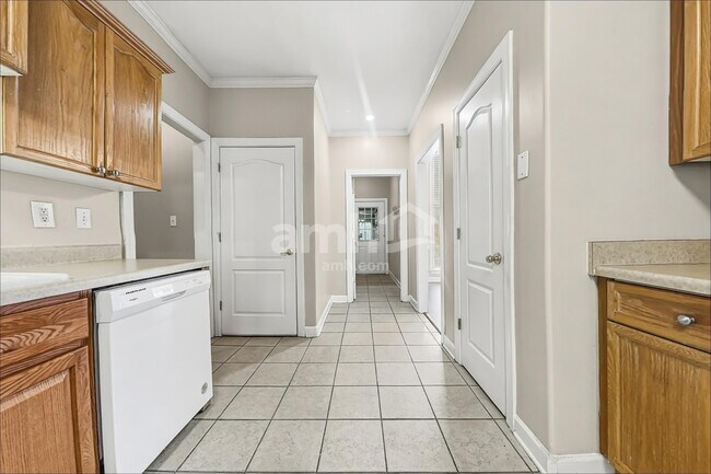Foto del edificio - 4528 Brighton Cir