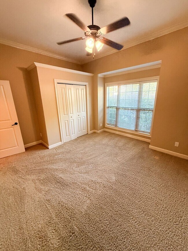 Foto del edificio - 4214 Whithorn Way