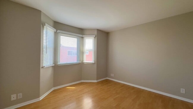 Building Photo - Spacious 1 Bdrm Guesthouse In the Heart Of Pacific Beach