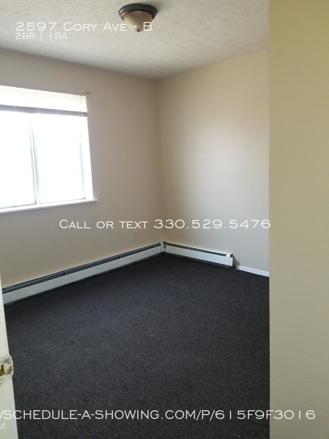 Building Photo - 2 bedroom in Akron OH 44314