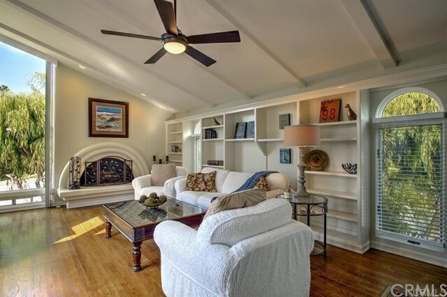 Foto del edificio - 6177 El Tordo