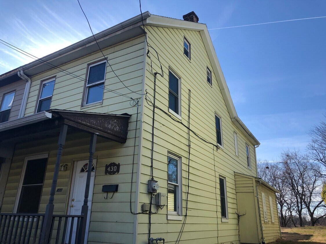 430 State St, Enola, PA 17025 House Rental in Enola, PA