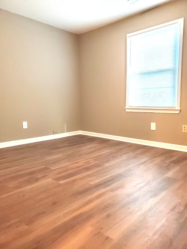 Building Photo - 4429 Torrance Dr NW