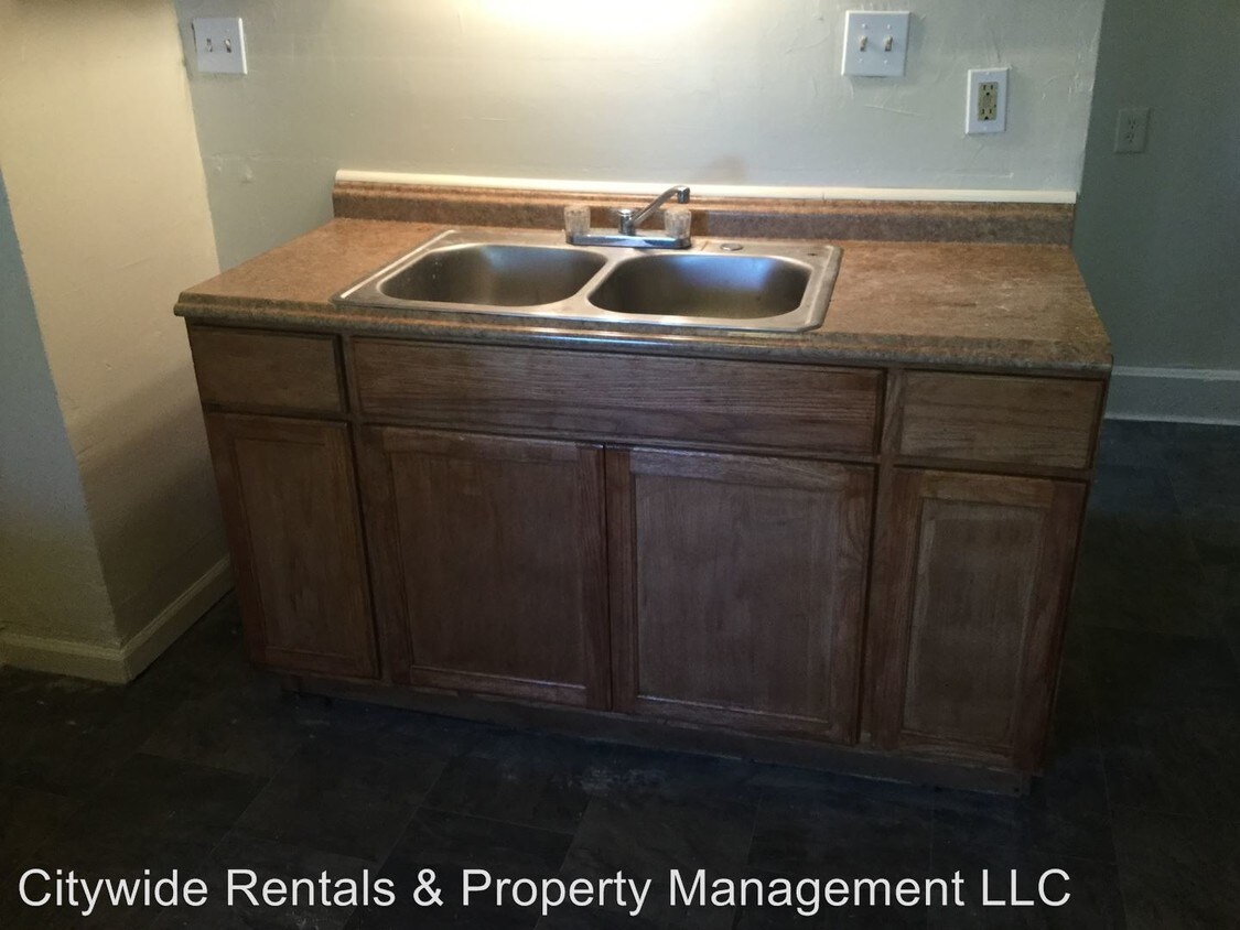 Foto principal - 5837 N 63rd St